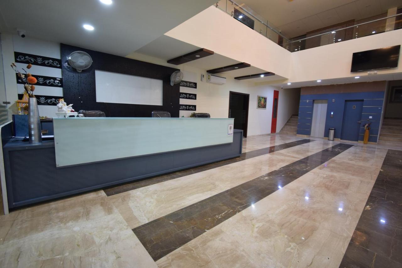 The Sky Imperial- Hotel Gopal Darshan Nathdwara Exterior photo