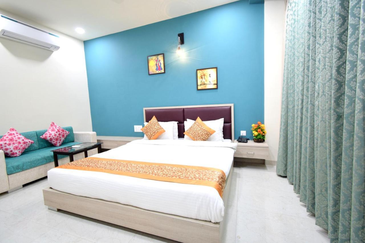 The Sky Imperial- Hotel Gopal Darshan Nathdwara Exterior photo